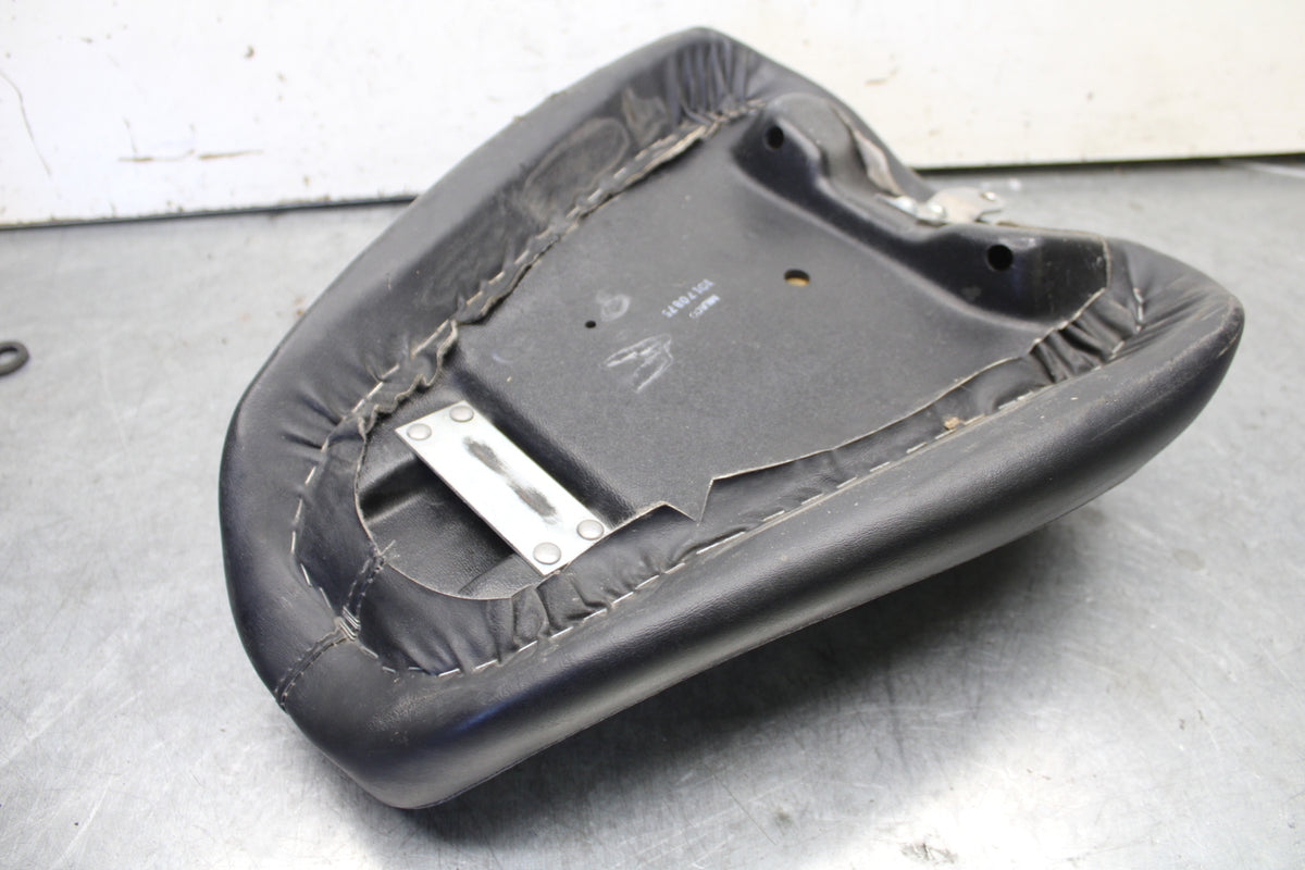 04-16 HARLEY-DAVIDSON SPORTSTER 883 FRONT DRIVERS SEAT BB680