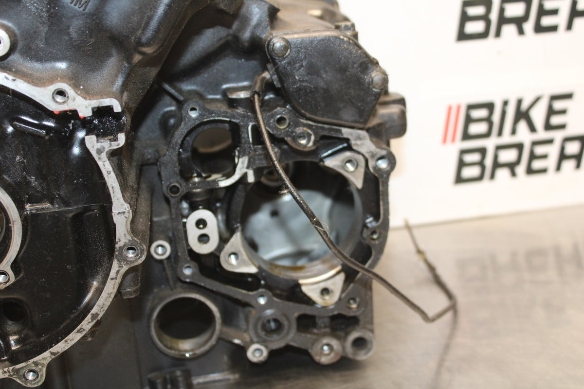 84 HONDA INTERCEPTOR 1000 VF1000F ENGINE MOTOR CRANKCASE CRANK CASES BLOCK BB878