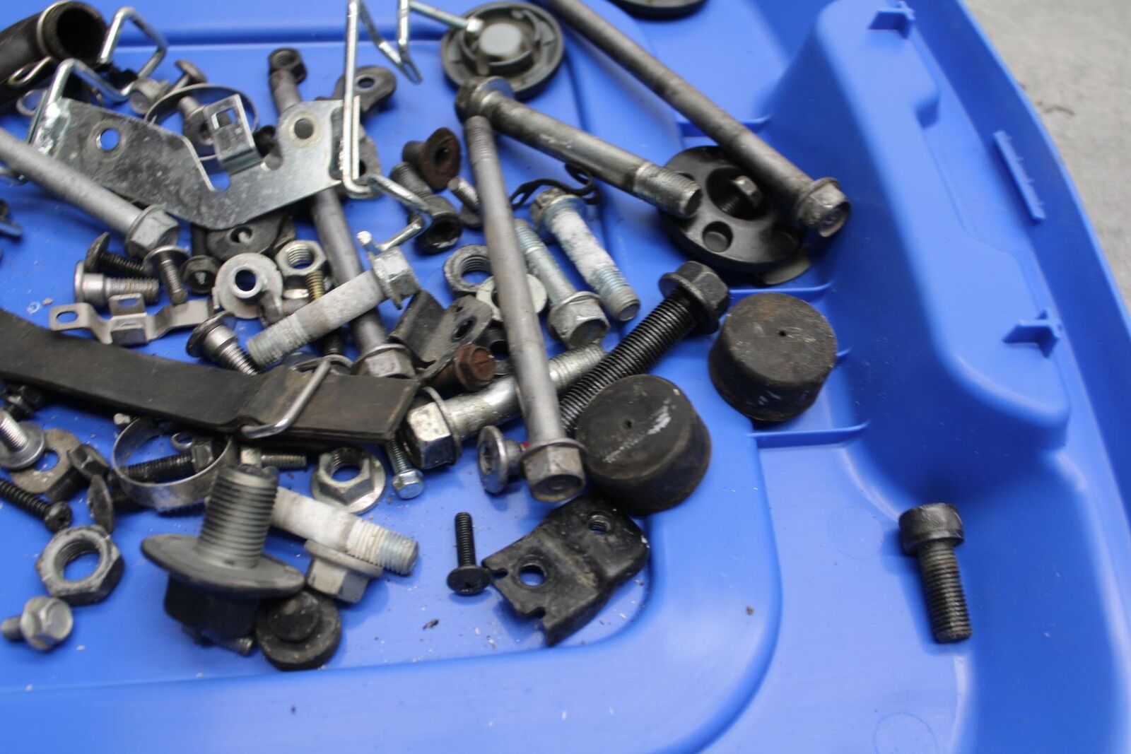 08-12 KAWASAKI NINJA 250R EX250J LEFTOVER  BOLTS HARDWARE MOTOR SCREWS BB612