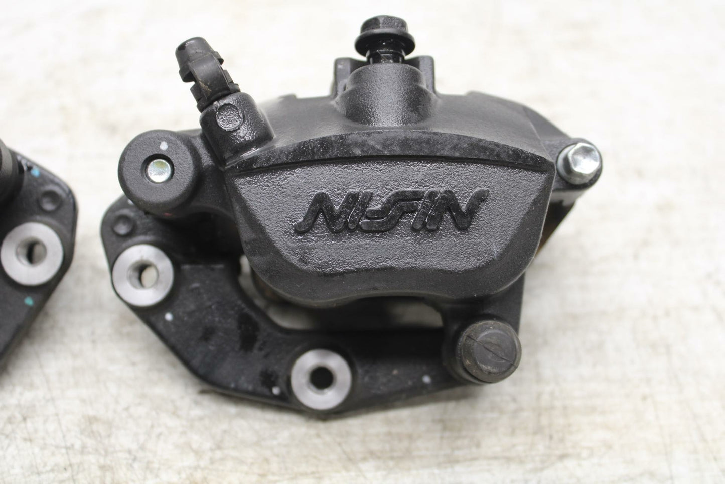 17-20 KAWASAKI NINJA 650 RIGHT LEFT FRONT BRAKE CALIPER SET PAIR CALIPERS BB364