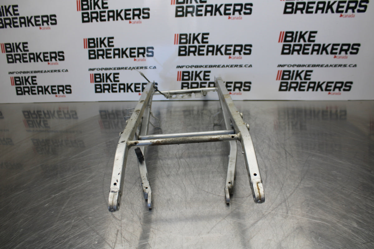 98-05 HONDA SUPER HAWK 1000 VTR1000F REAR SUBFRAME BACK SUB FRAME BB152