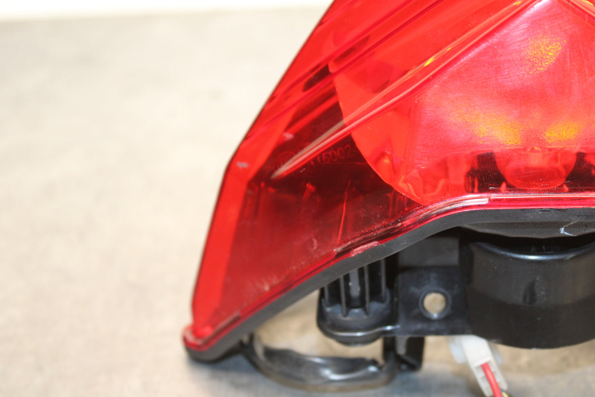 13-17 KAWASAKI NINJA 300 REAR TAIL TAILLIGHT BACK BRAKE LIGHT BB128