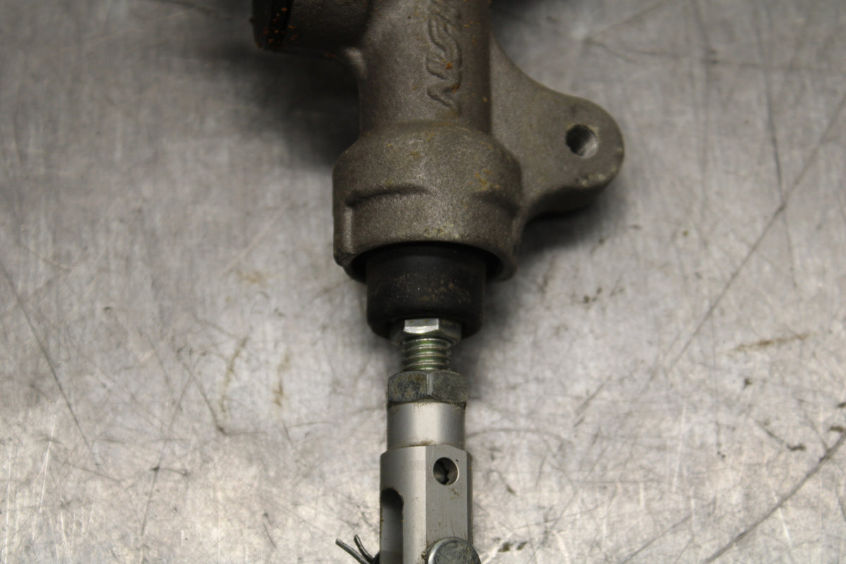 08-16 YAMAHA YZF R6 REAR BACK BRAKE MASTER CYLINDER W RESERVOIR BB127