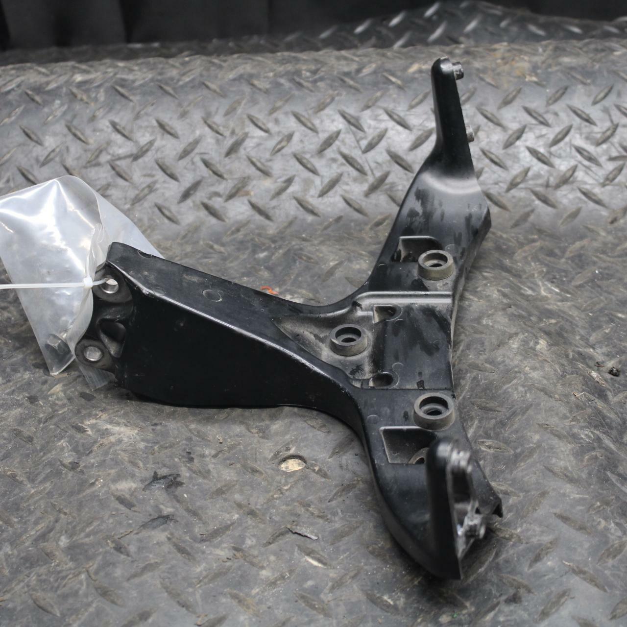 03-04 HONDA CBR600RR UPPER FAIRING MIRROR GAUGES STAY BRACKET BB218