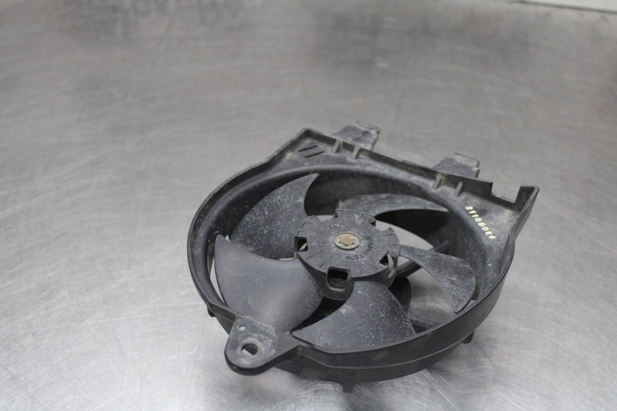 19 BMW F750GS ENGINE RADIATOR COOLING FAN BB938