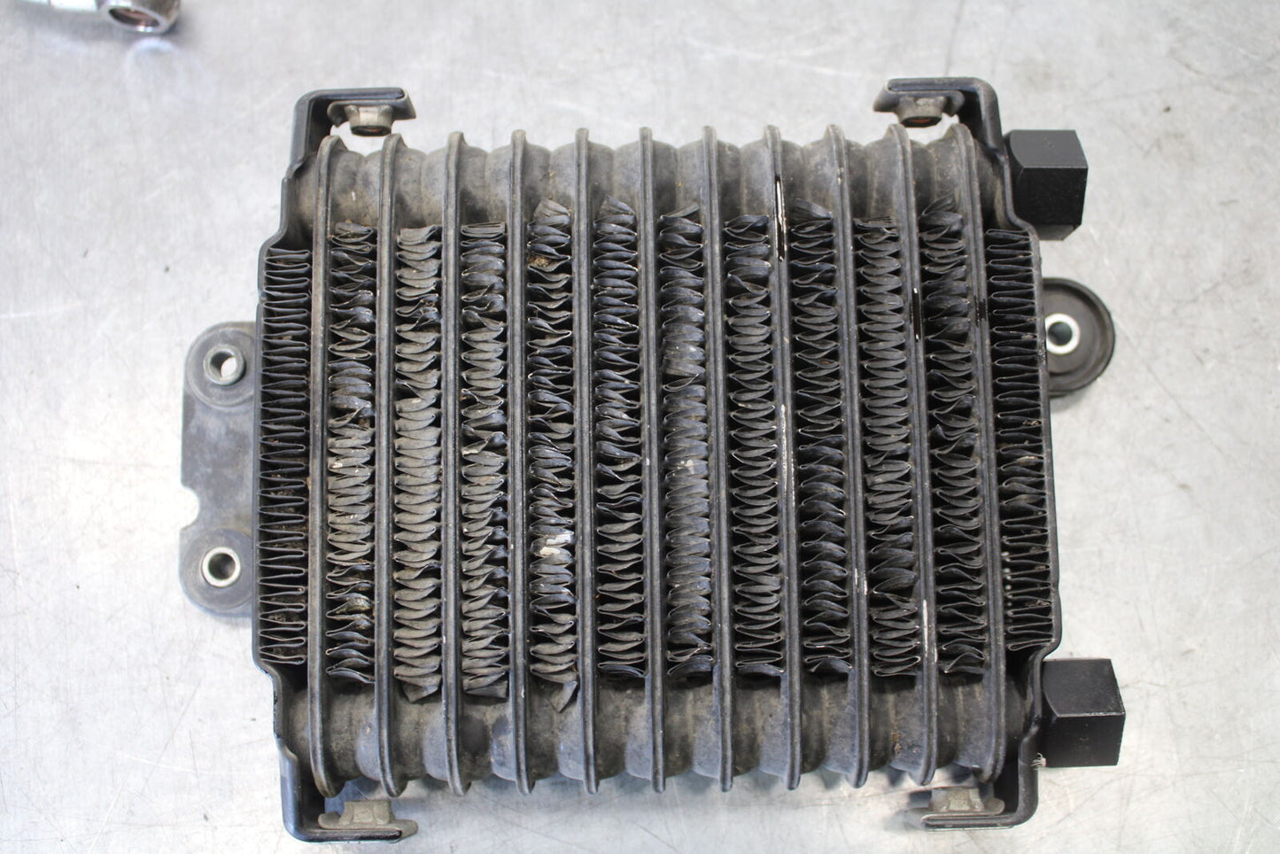 05-09 SUZUKI BOULEVARD C90 ENGINE MOTOR OIL COOLER BB692