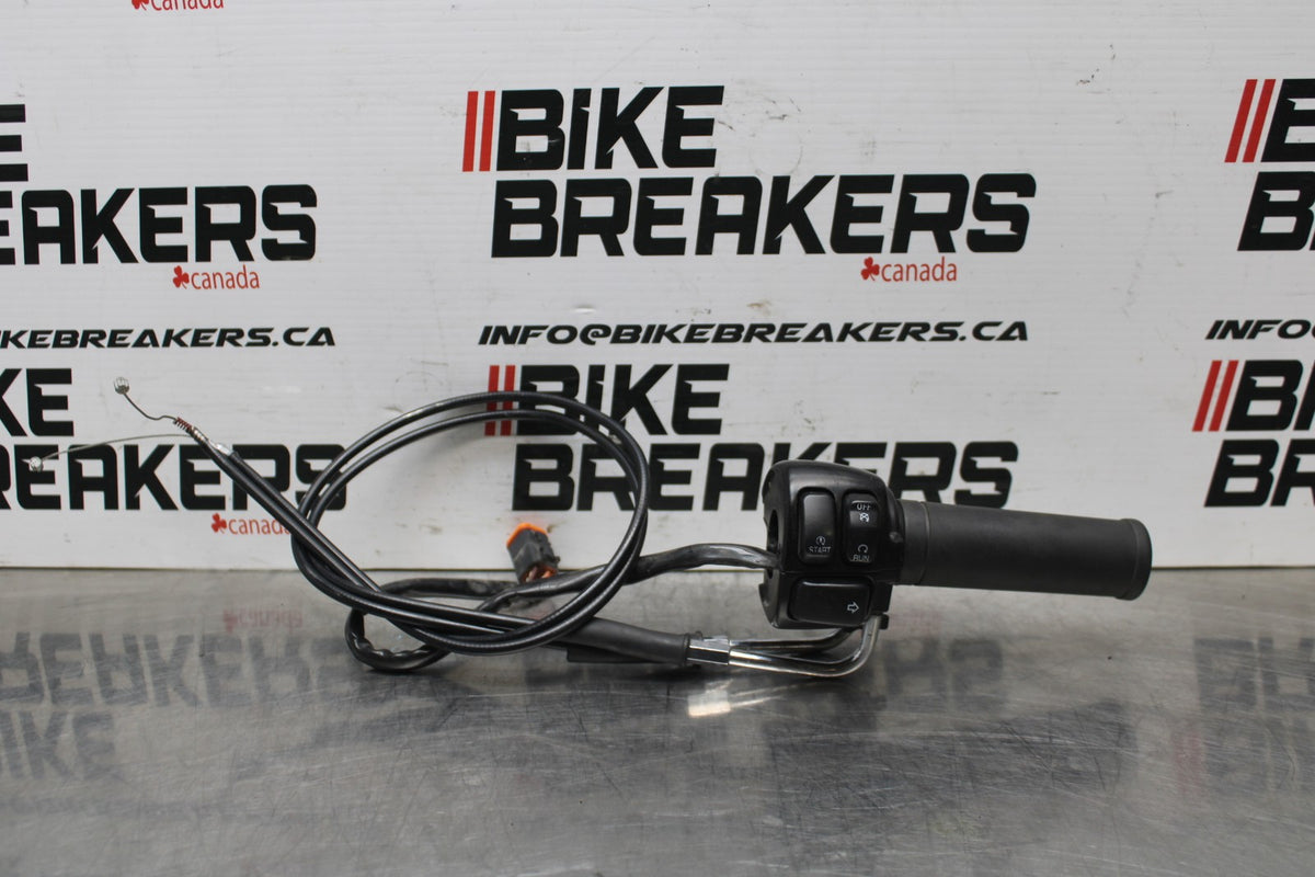 95-03 HARLEY-DAVIDSON SPORTSTER 1200 CUSTOM XL1200C RIGHT HANDLE SWITCH BB817