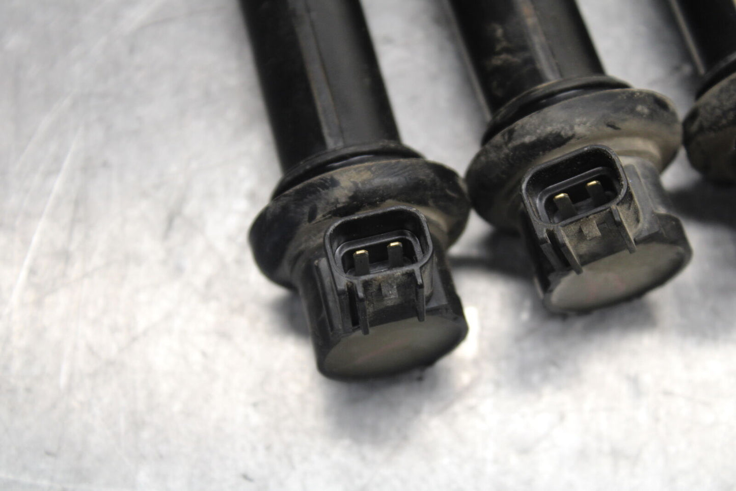 08-09 YAMAHA YZF R6S IGNITION COILS COIL SPARK PLUG CAPS  BB690