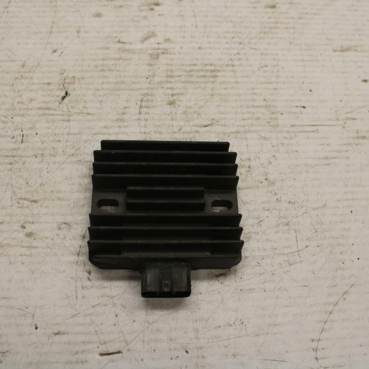 07 YAMAHA YZF R6 2c0 RECTIFIER VOLTAGE REGULATOR 4XY-81960-00-00 BB297