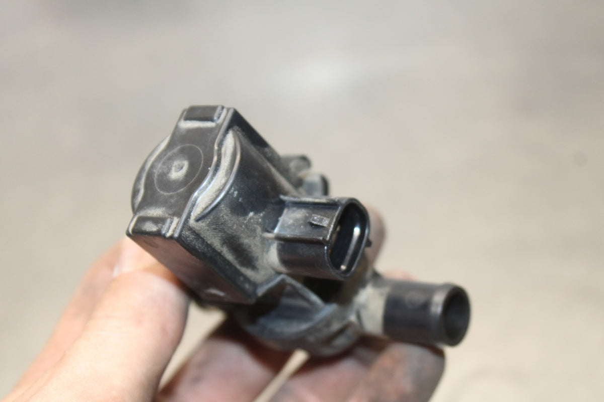 08 KAWASAKI ZX6R AIR VALVE SOLENOID TOP ENGINE SWITCH SENSOR BB896