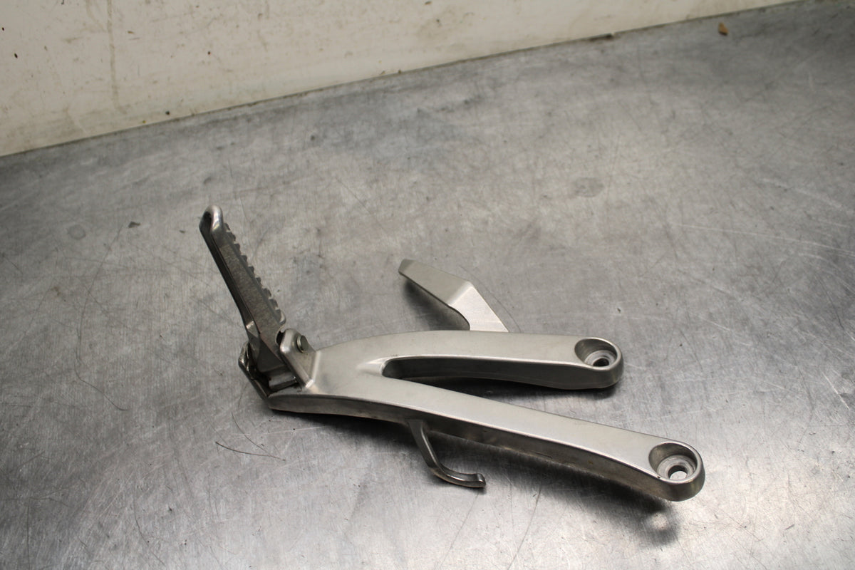 09 HONDA CBR600RR RIGHT REAR BACK PASSENGER PEG BB760
