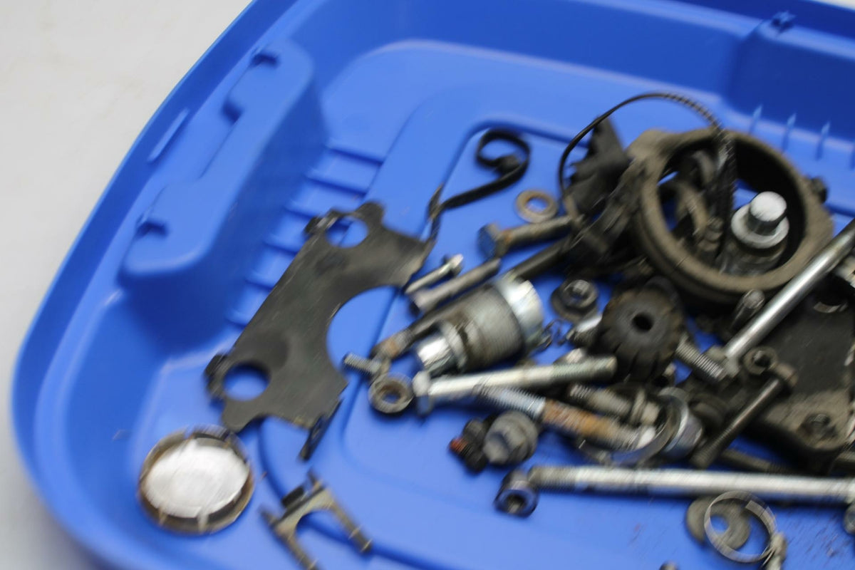 06 HONDA SHADOW 750 VT750C ENGINE MOUNTING BOLTS HARDWARE MOTOR SCREWS BB352