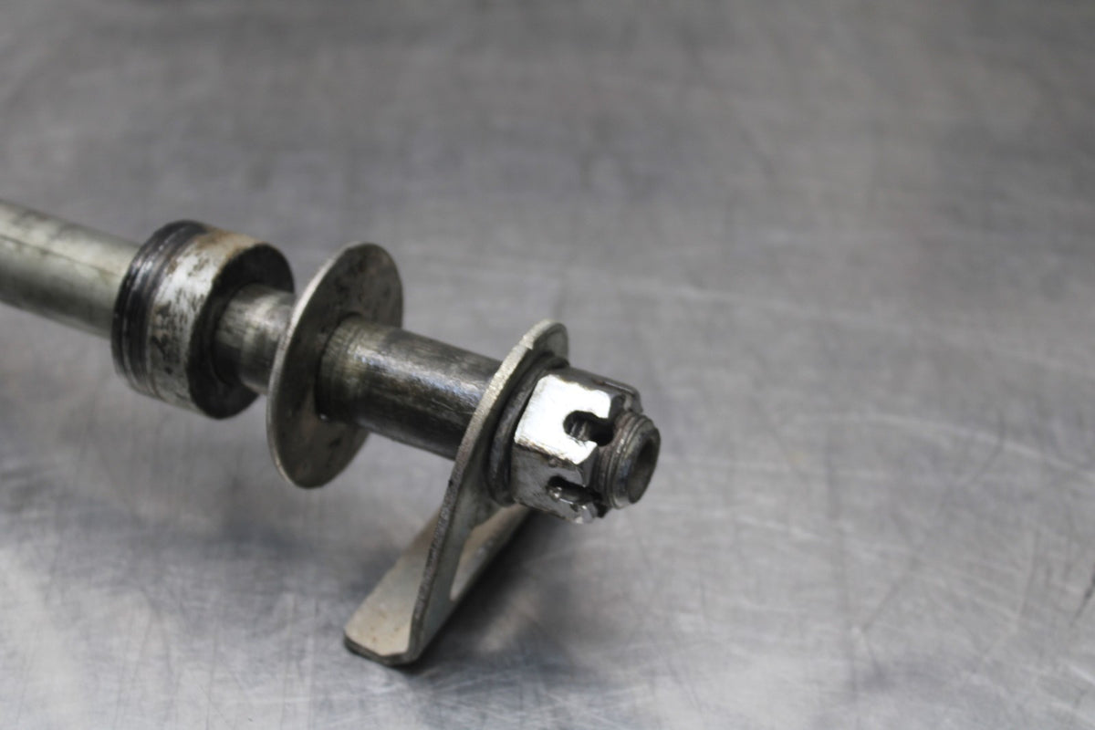06 SUZUKI SV650S REAR AXLE BACK WHEEL RIM PIVOT BOLT AXEL BB783