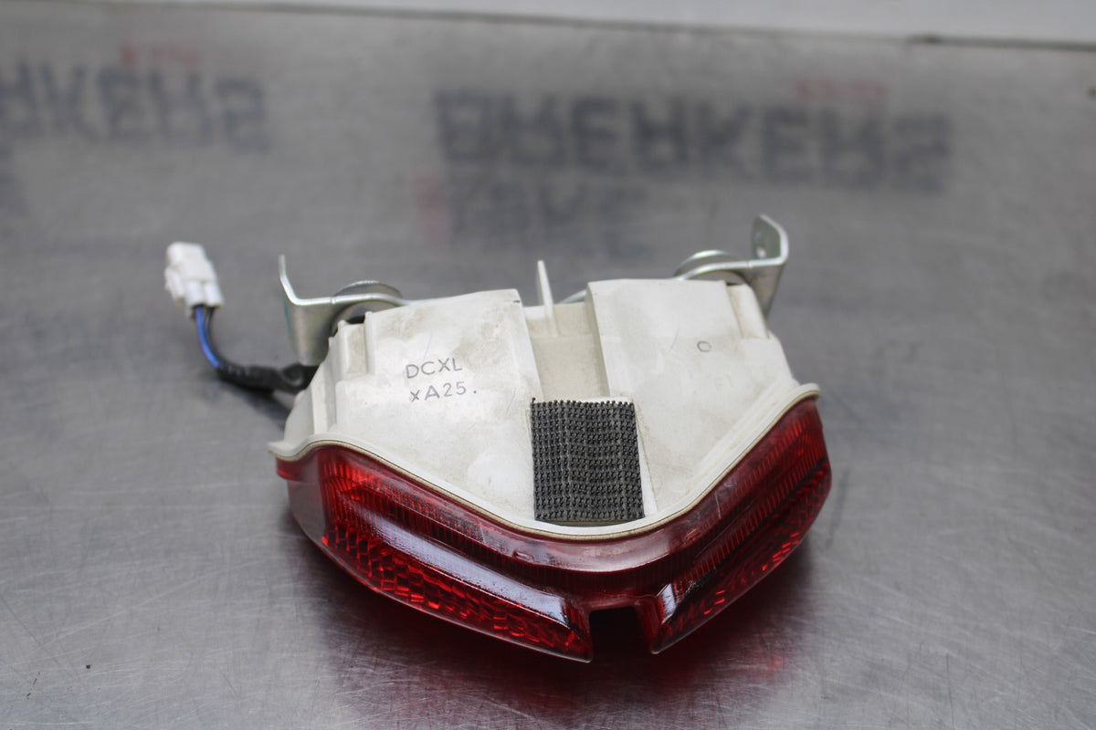 08-10 SUZUKI GSXR 600 REAR TAIL TAILLIGHT BACK BRAKE LIGHT BB835