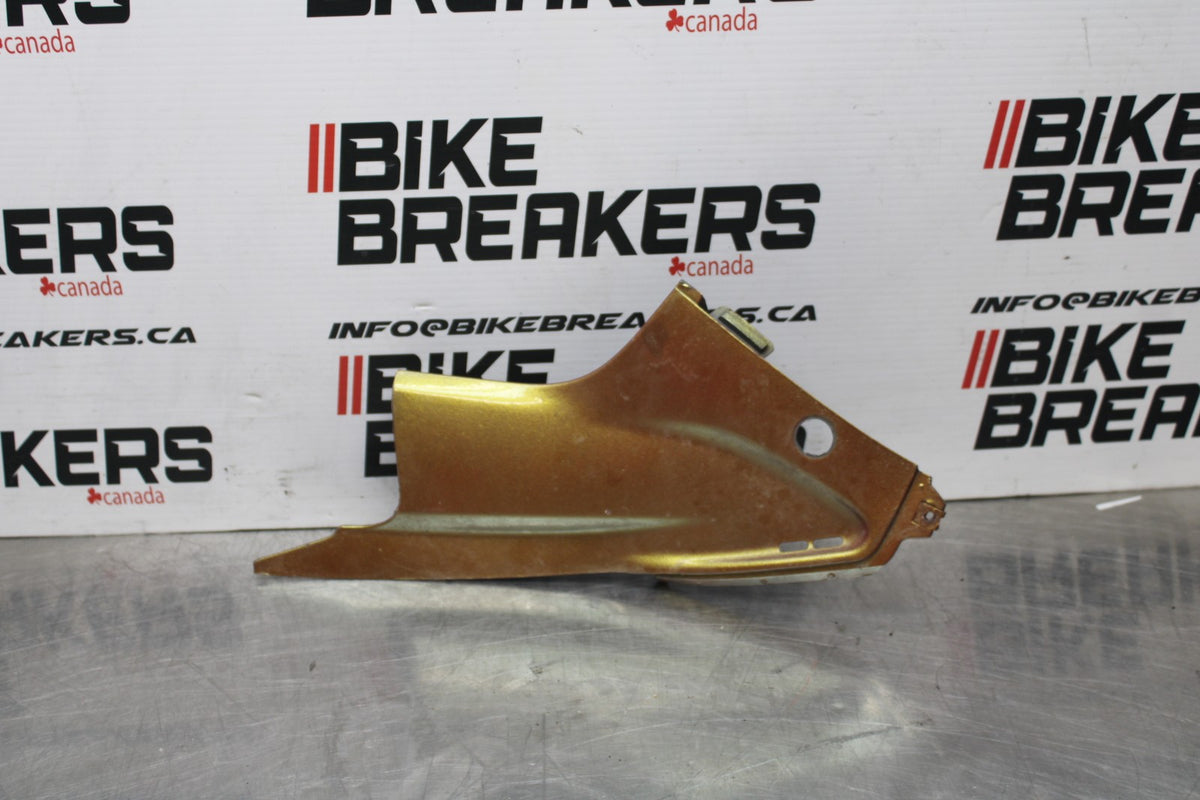 05 YAMAHA YZF R6 LEFT FRONT DUCT COVER PANEL COWL BB858