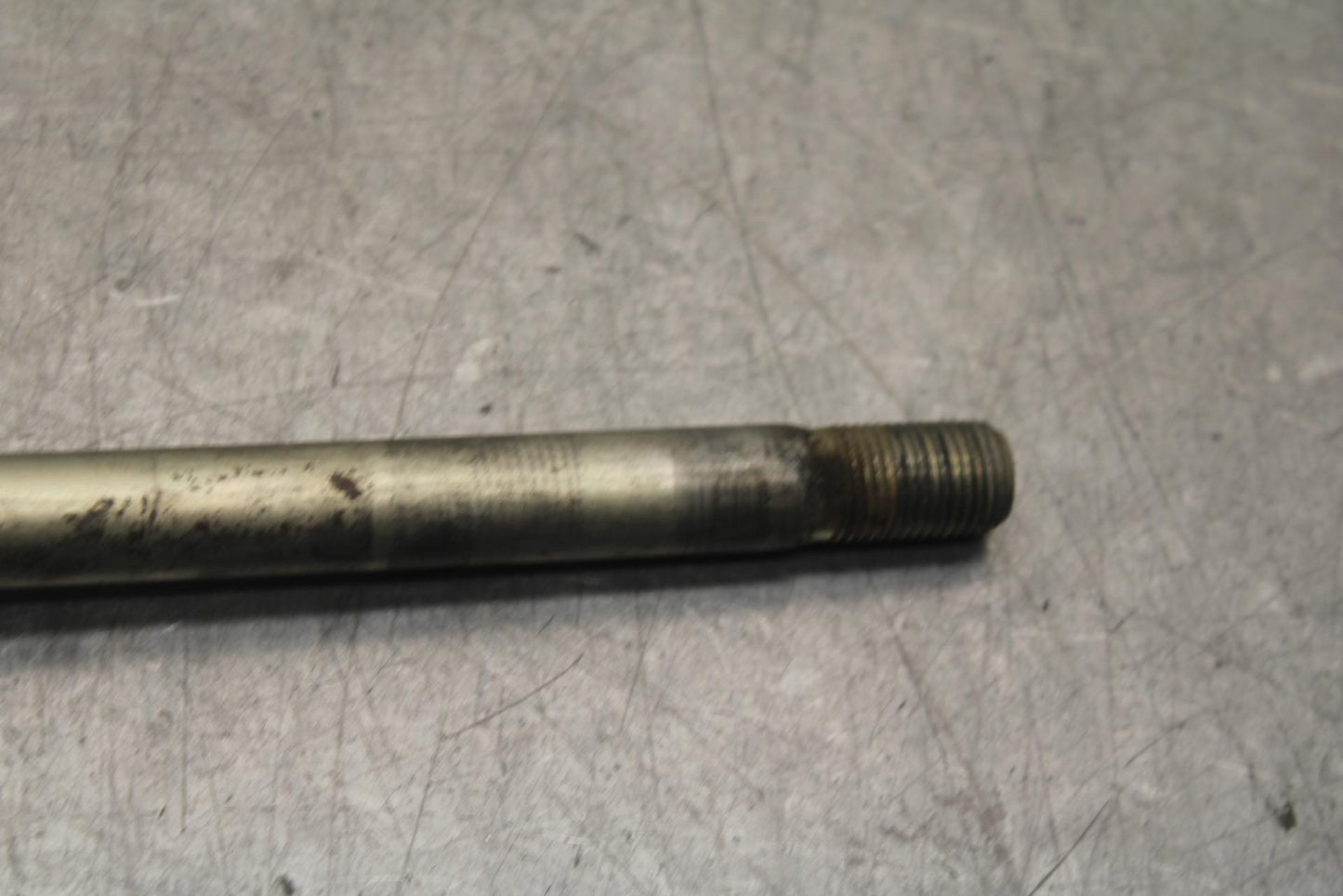 2007 Yamaha V Star 1300 XVS1300A FRONT WHEEL RIM AXLE PIVOT BOLT BB78
