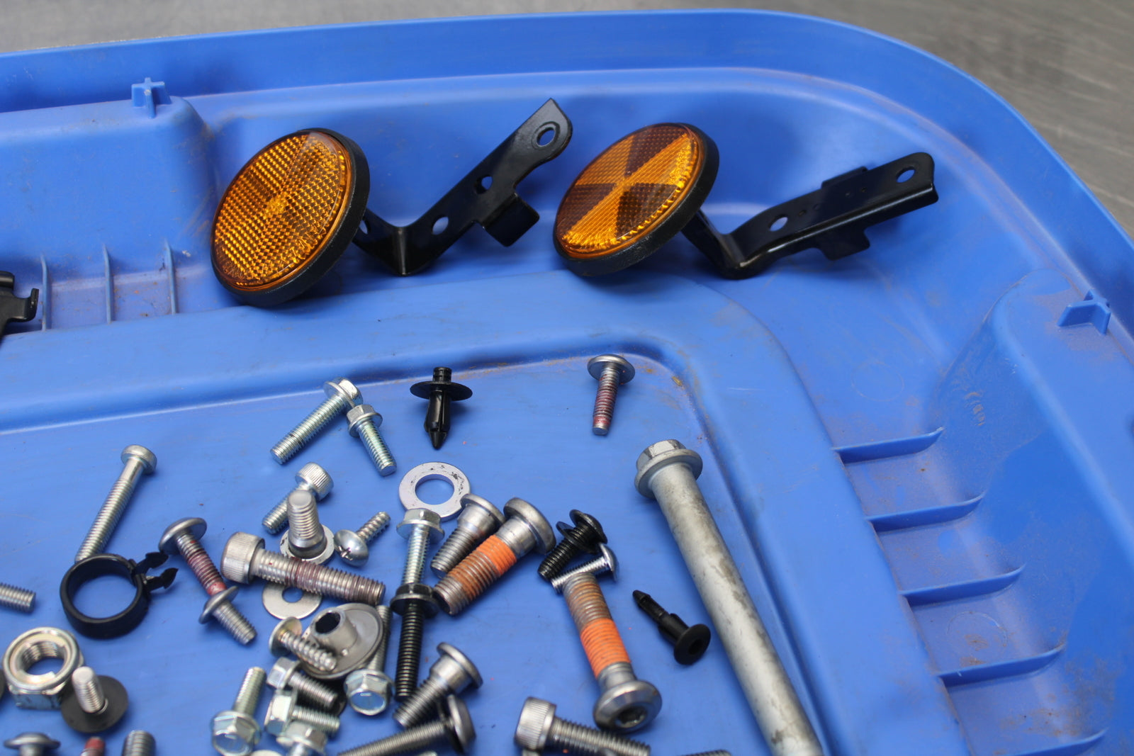 23-24 KAWASAKI NINJA ZX14R MOUNTING BOLTS HARDWARE MOTOR SCREWS BB169