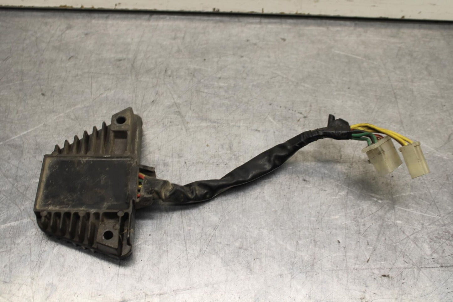 1985 Honda Shadow 500 VT500C RECTIFIER VOLTAGE REGULATOR 31600-MF5-018 BB615