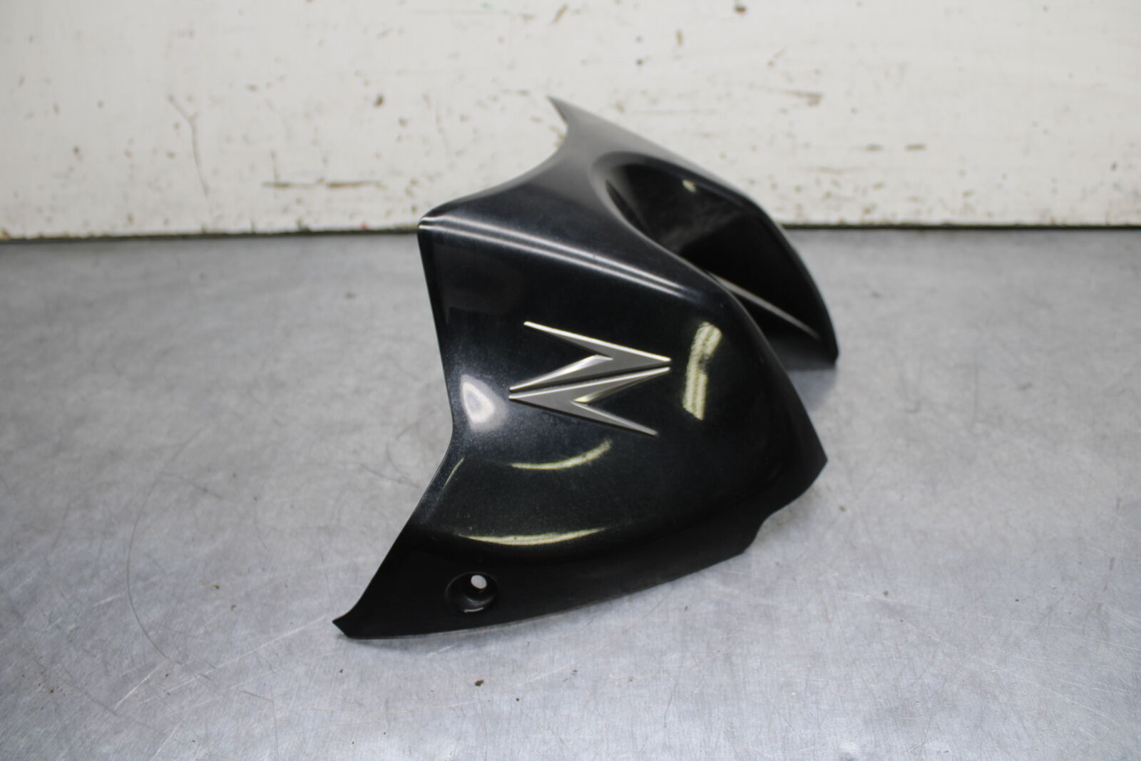 12-13 KAWASAKI Z1000 FRONT GAS TANK FUEL CELL FAIRING COWL COVER TRIM BB743