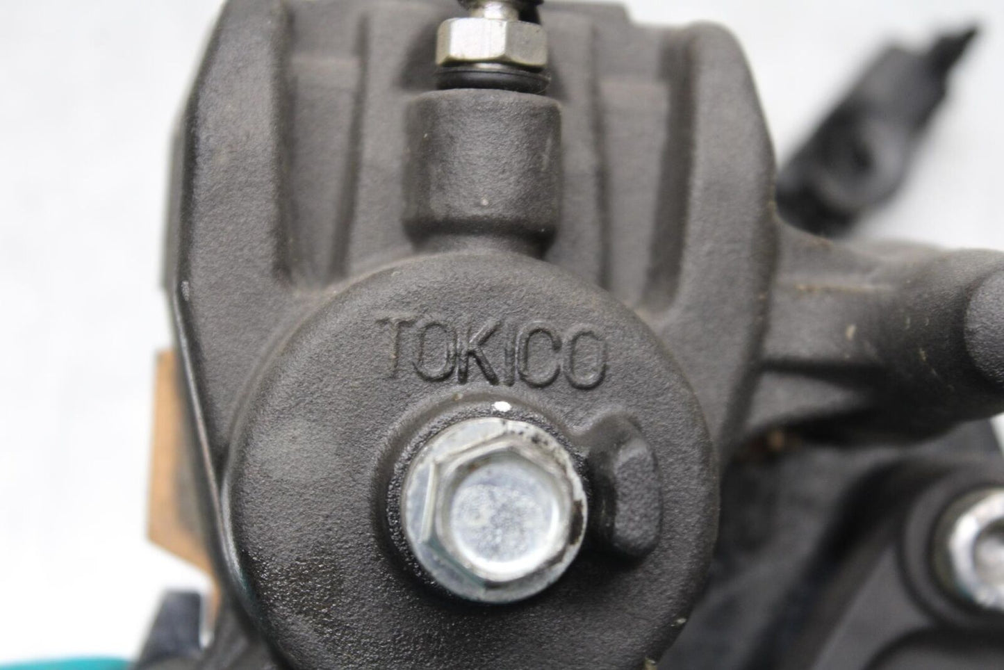 2014 Kawasaki Ninja 650 EX650E REAR BACK BRAKE CALIPER W MOUNT BRACKET BB569