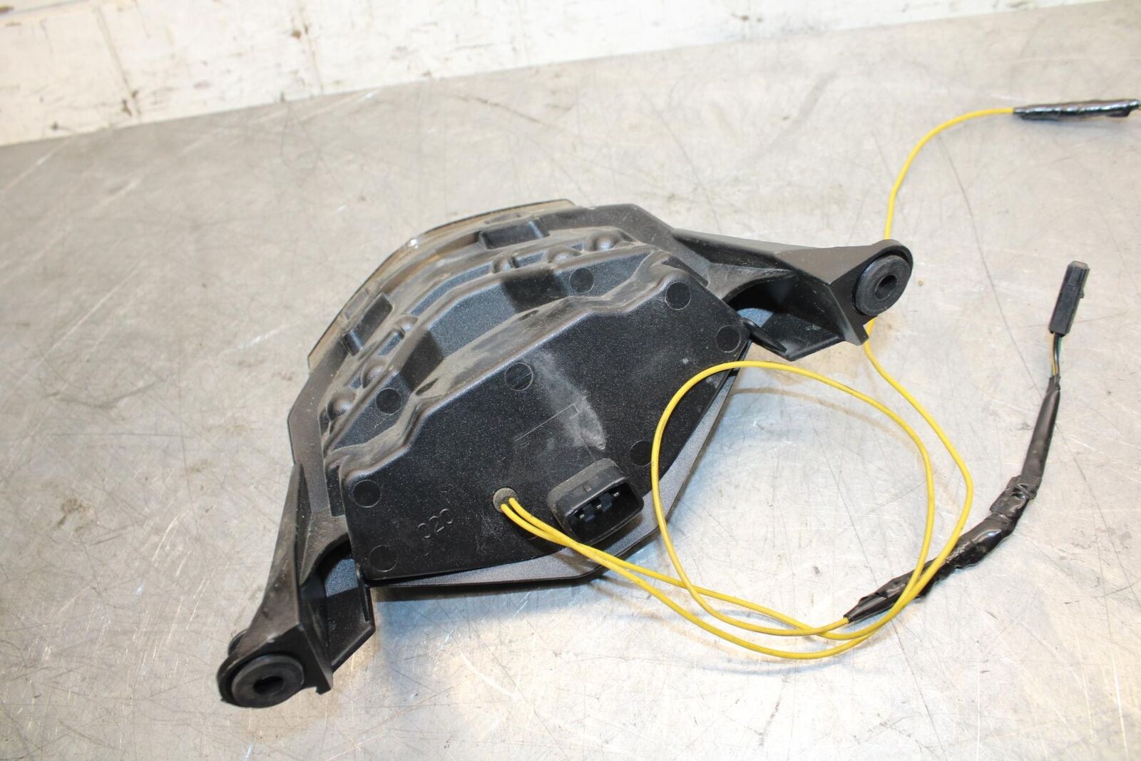 2008 Kawasaki Ninja ZX10R  AFTERMARKET INTEGRATED REAR TAIL TAILLIGHT BB524