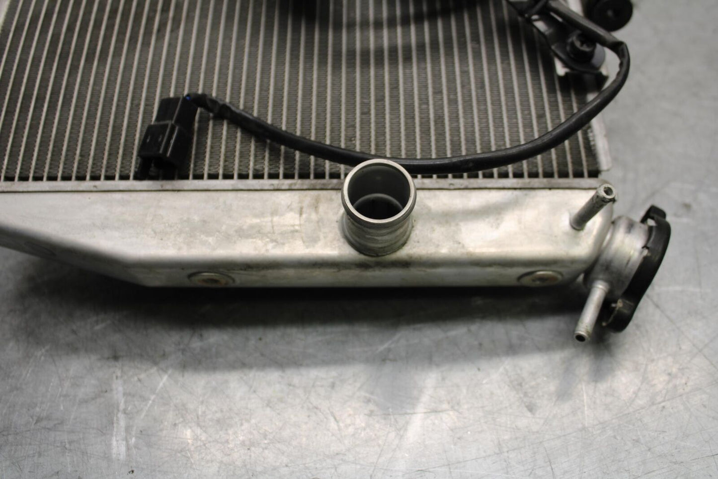 2009 Kawasaki Ninja ZX6R ZX600R ENGINE RADIATOR MOTOR COOLER  RADIATER BB548