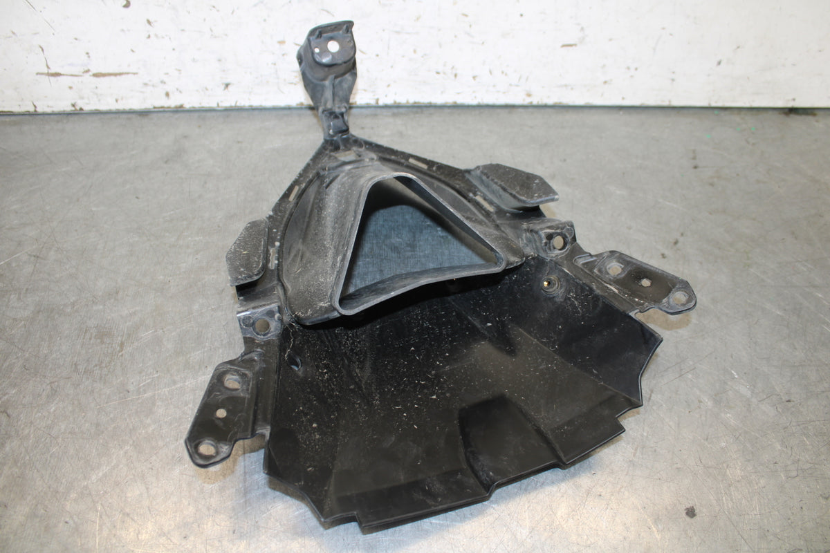 19-23 KAWASAKI NINJA ZX6R FRONT CENTER COWL FAIRING BB701