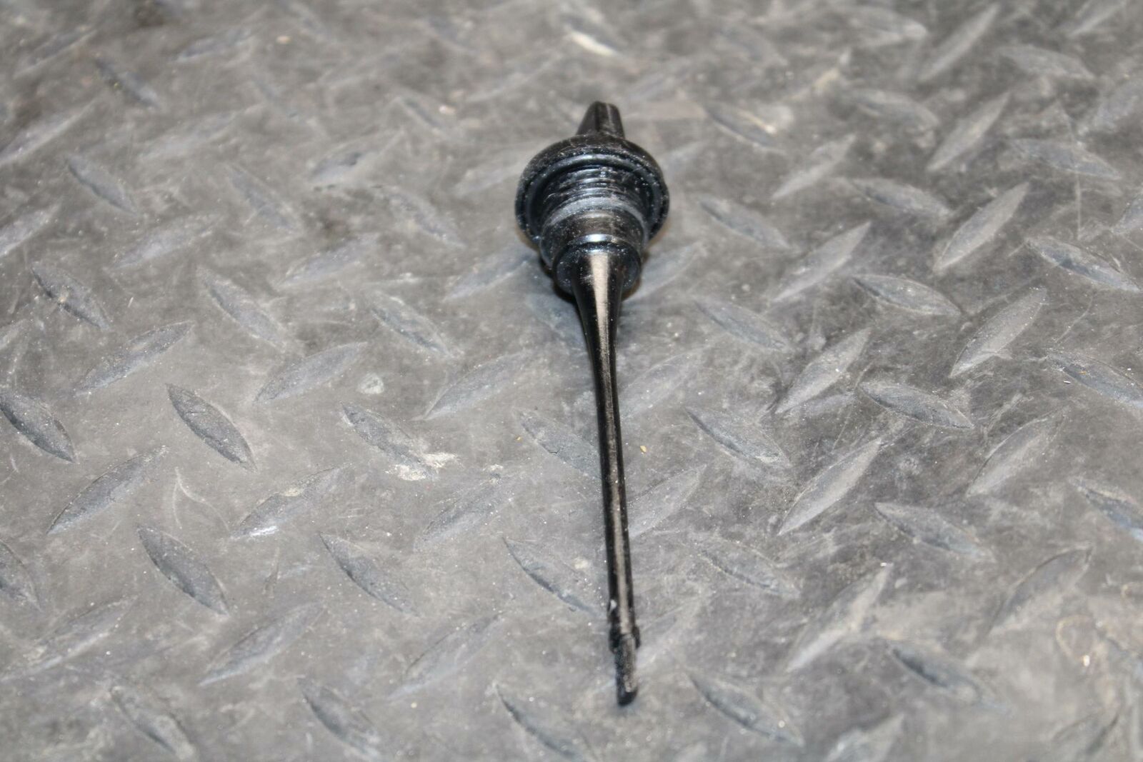 87-06 YAMAHA BANSHEE 350 OIL LEVEL TUBE PIPE DIPSTICK BB223 A