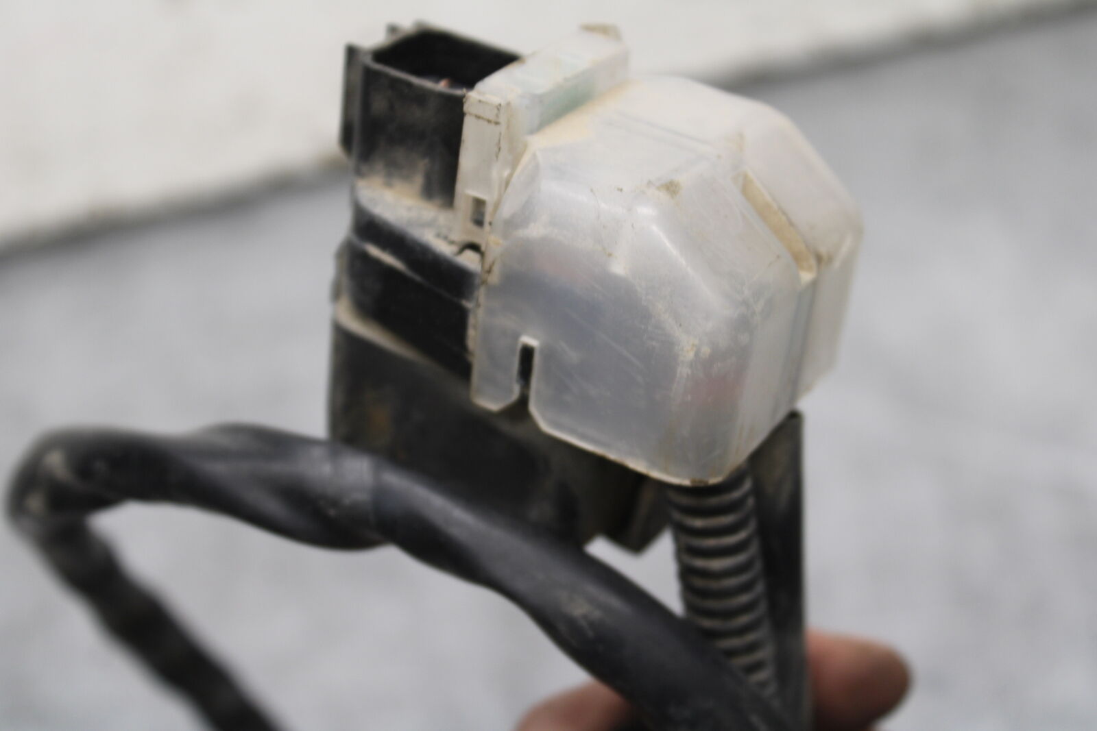 08-10 SUZUKI GSXR 600 ENGINE STARTER RELAY STARTING MOTOR SWITCH  BB721