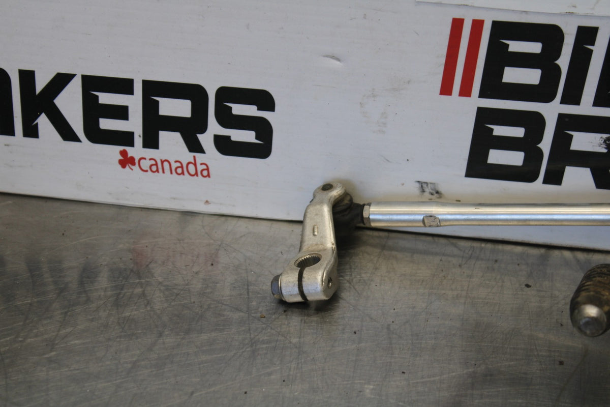 05 YAMAHA YZF R6 LEFT REARSET REAR SET FOOT PEG W SHIFTER BB894
