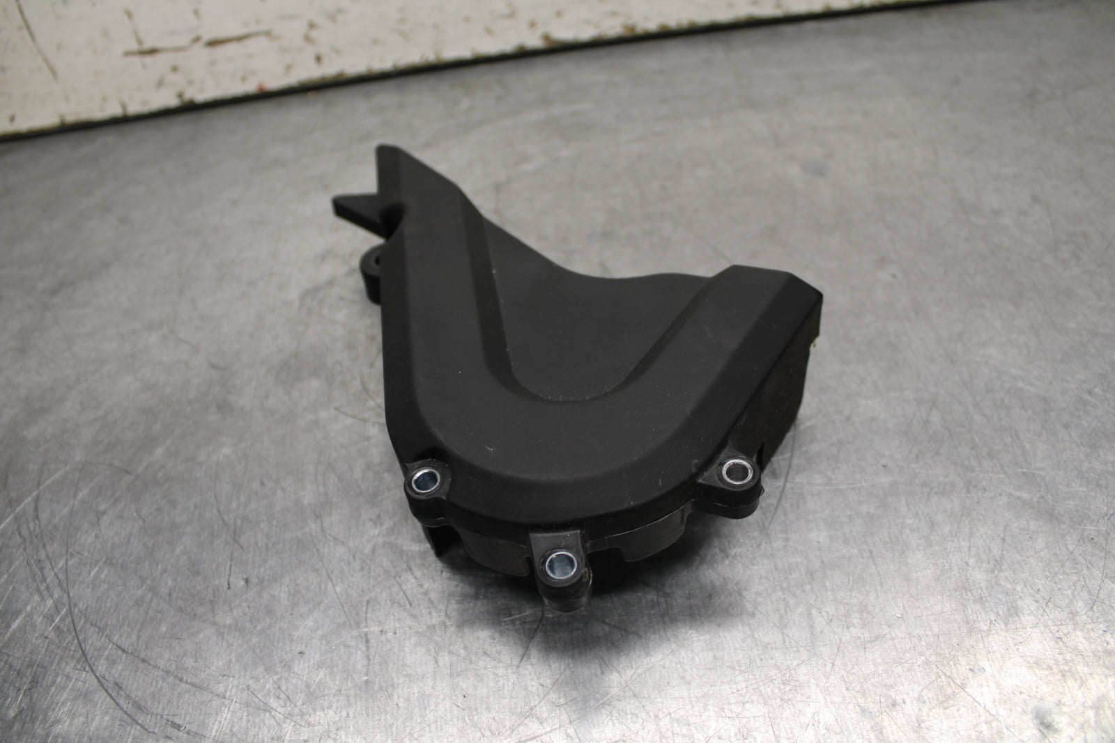 17-24 KTM 390 DUKE ENGINE SPROCKET COVER BB734