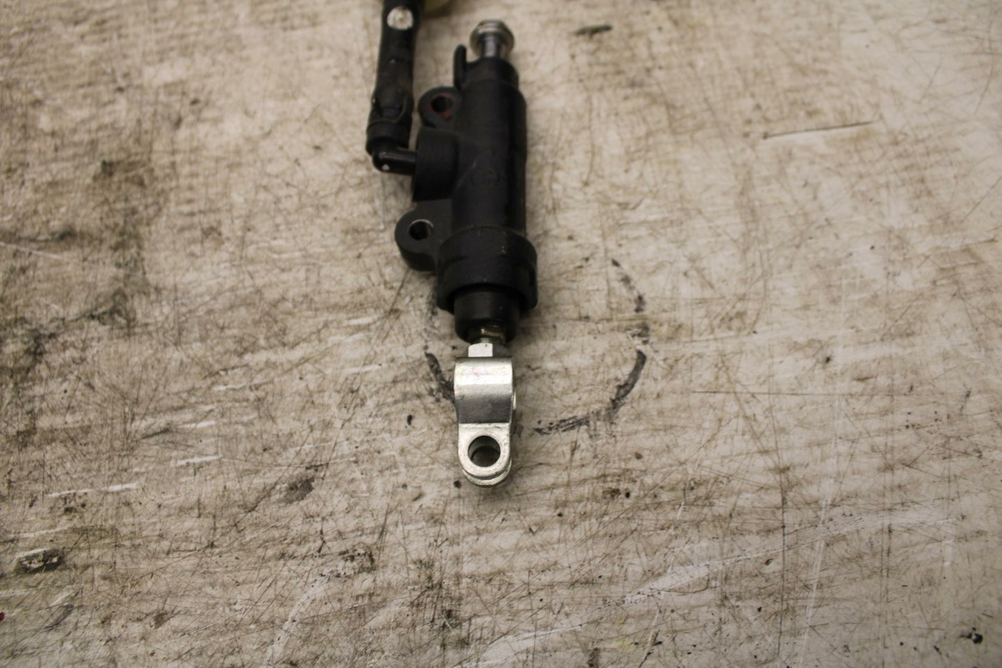 20-22 KAWASAKI Z H2 REAR BACK BRAKE MASTER CYLINDER W RESERVOIR BB382