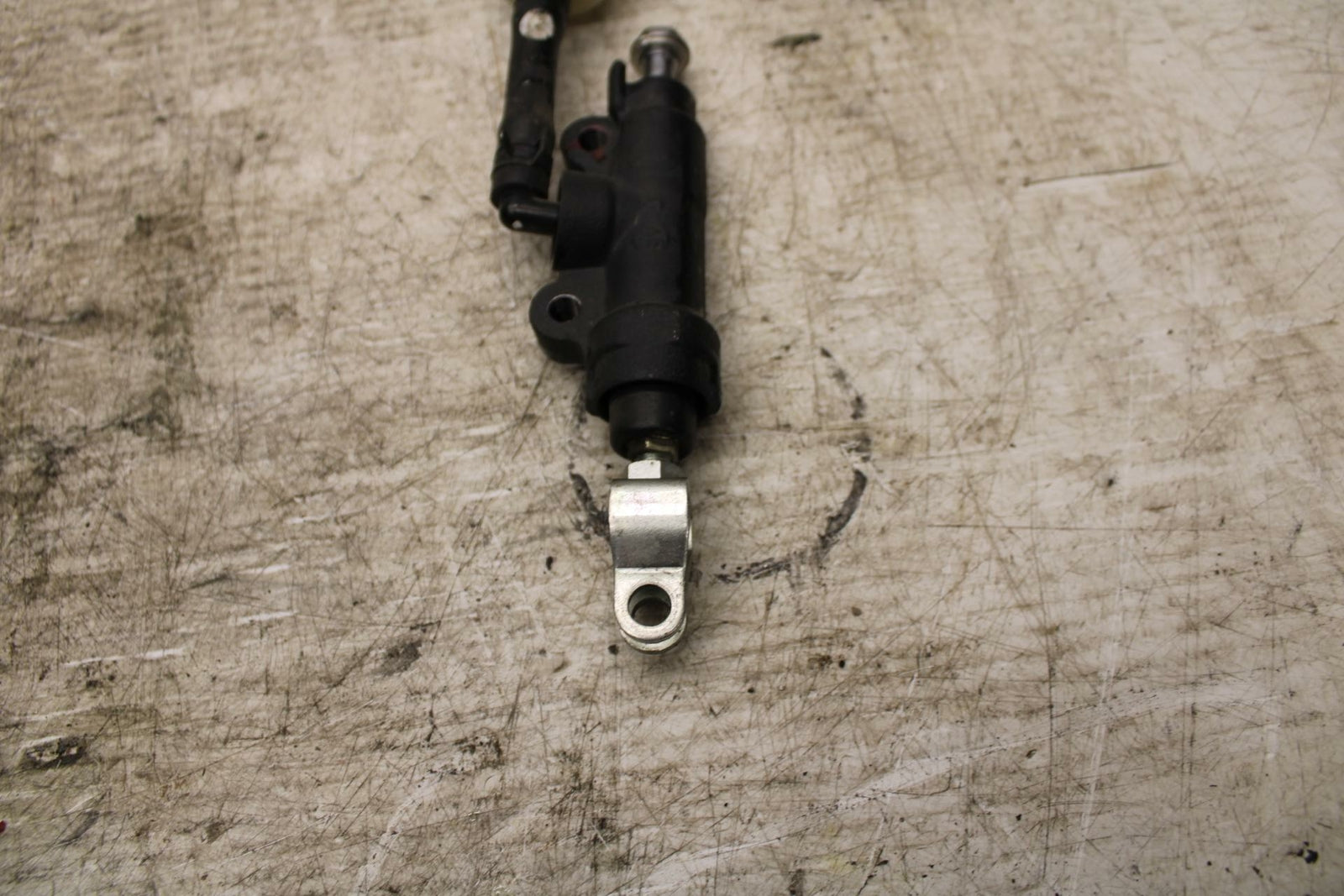 20-22 KAWASAKI Z H2 REAR BACK BRAKE MASTER CYLINDER W RESERVOIR BB382