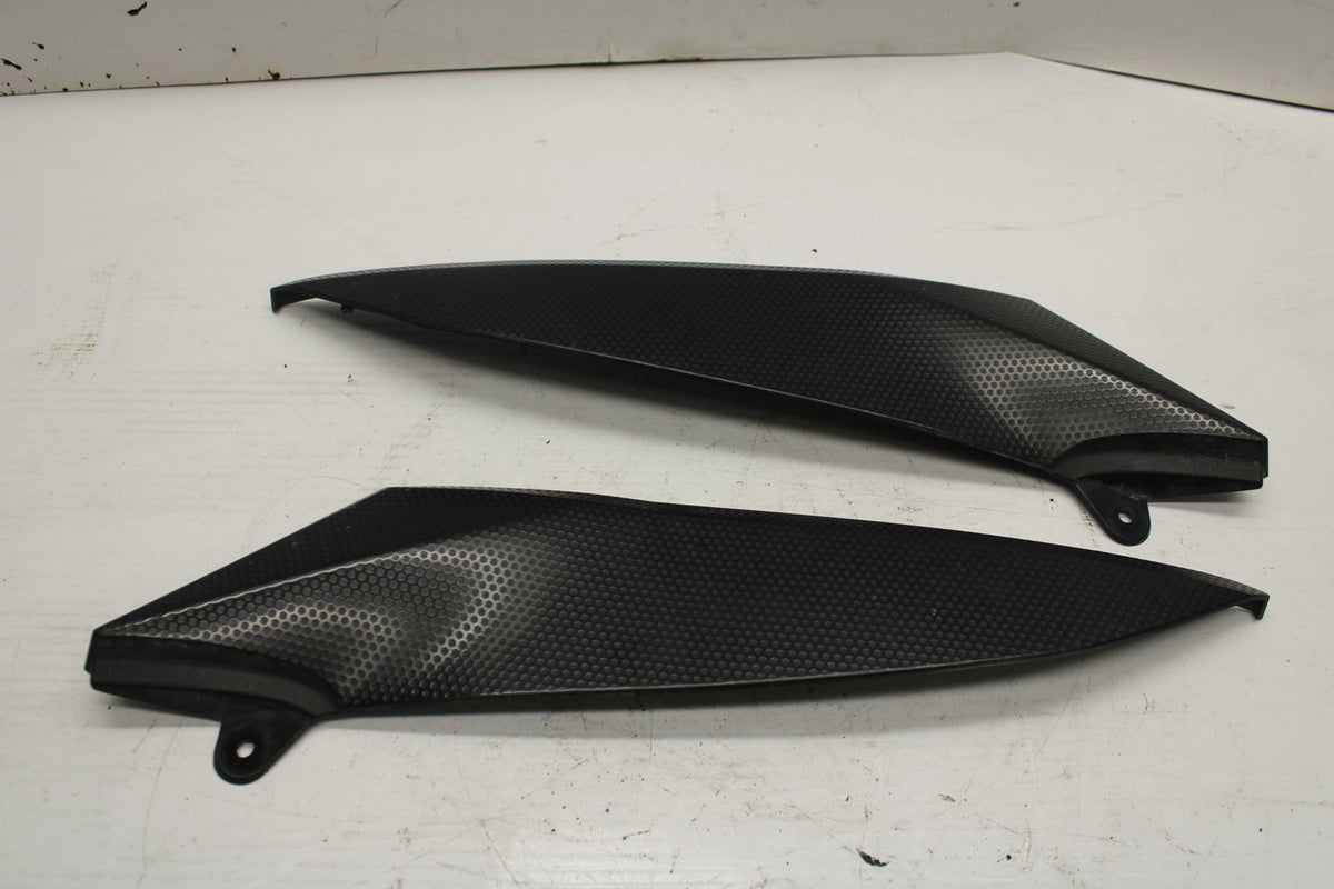 06 YAMAHA YZF R1 RIGHT LEFT  SIDE SEAT PANELS TRIMS COWLS FAIRINGS COVER BB282