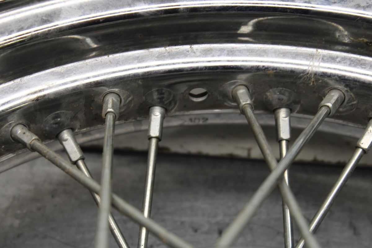 2013 Suzuki Boulevard C50T FRONT WHEEL RIM BB625