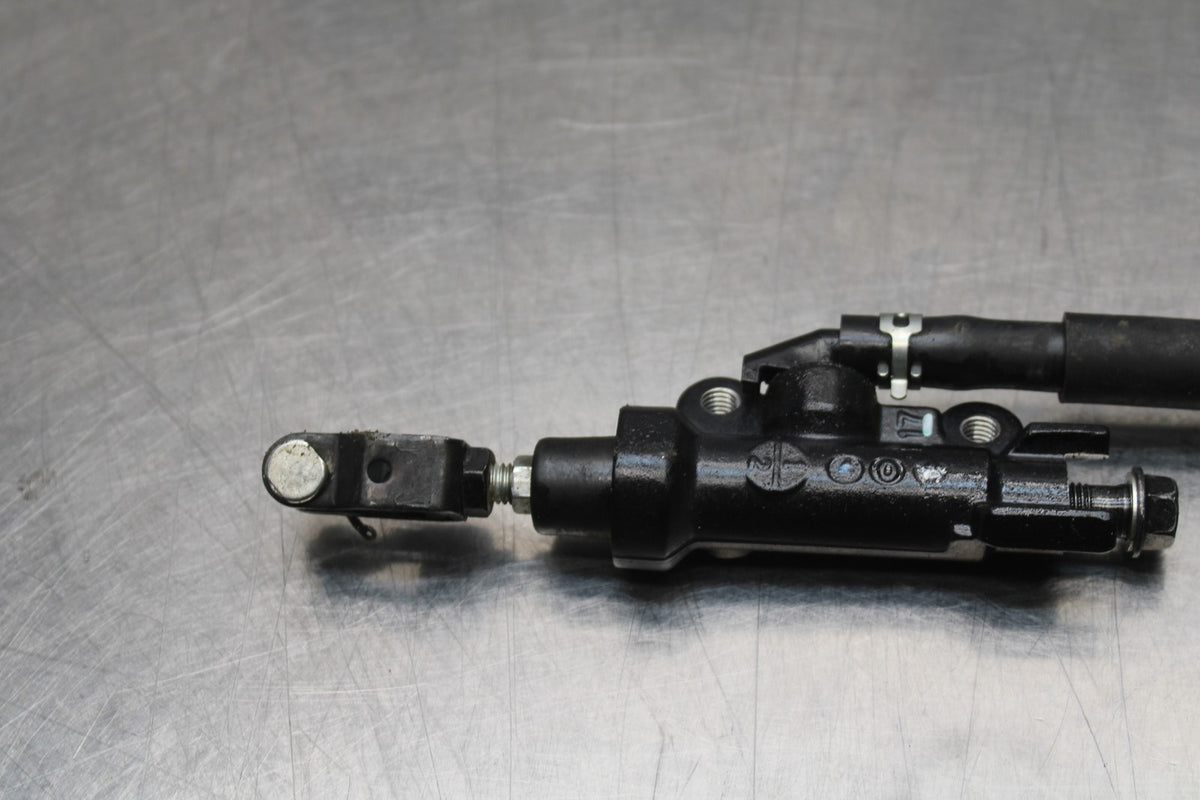 22-25 YAMAHA YZF R7 REAR BACK BRAKE MASTER CYLINDER W RESERVOIR BB769