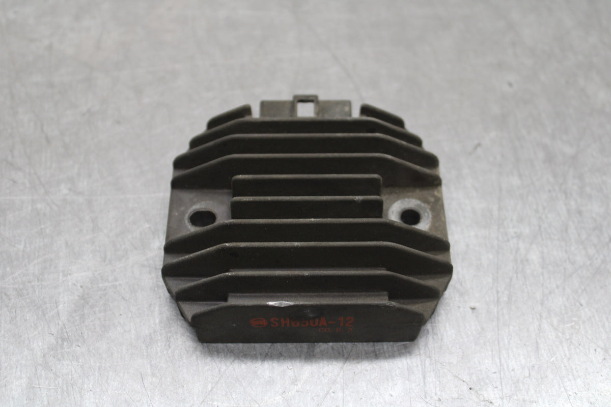 00-01 YAMAHA YZF R1 RECTIFIER VOLTAGE REGULATOR BB755