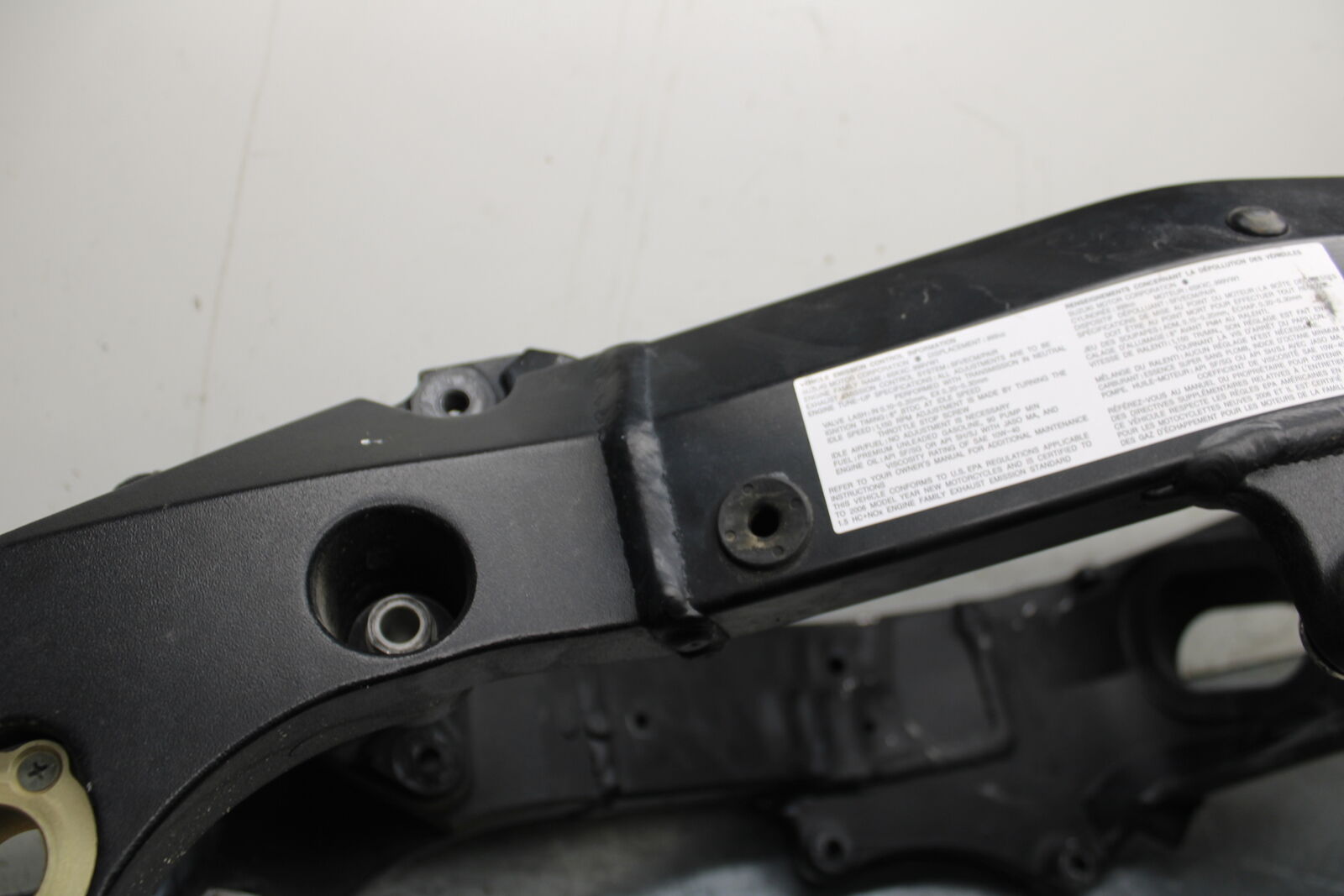 05-06 SUZUKI GSXR1000 FRAME CHASSIS BB677