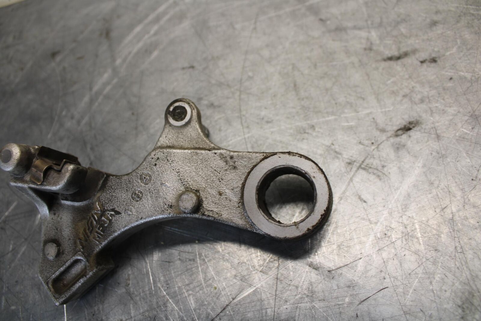 2011 Honda CBR600RR REAR BRAKE CALIPER HANGER BACK MOUNTING BRACKET BB520