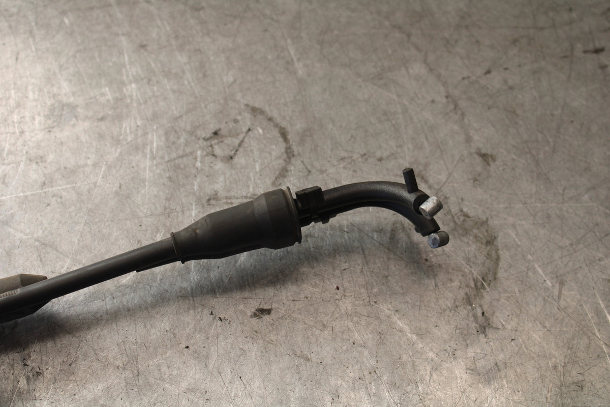 07-08 TRIUMPH DAYTONA 675 THROTTLE CABLES LINES BB685