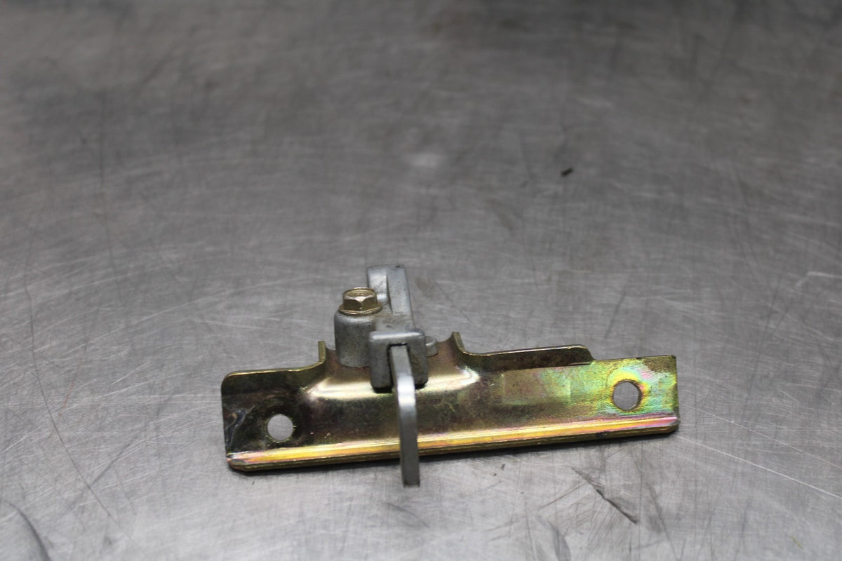 84 HONDA INTERCEPTOR 1000 VF1000F REAR SEAT LATCH LOCK ASSEMBLY BB878