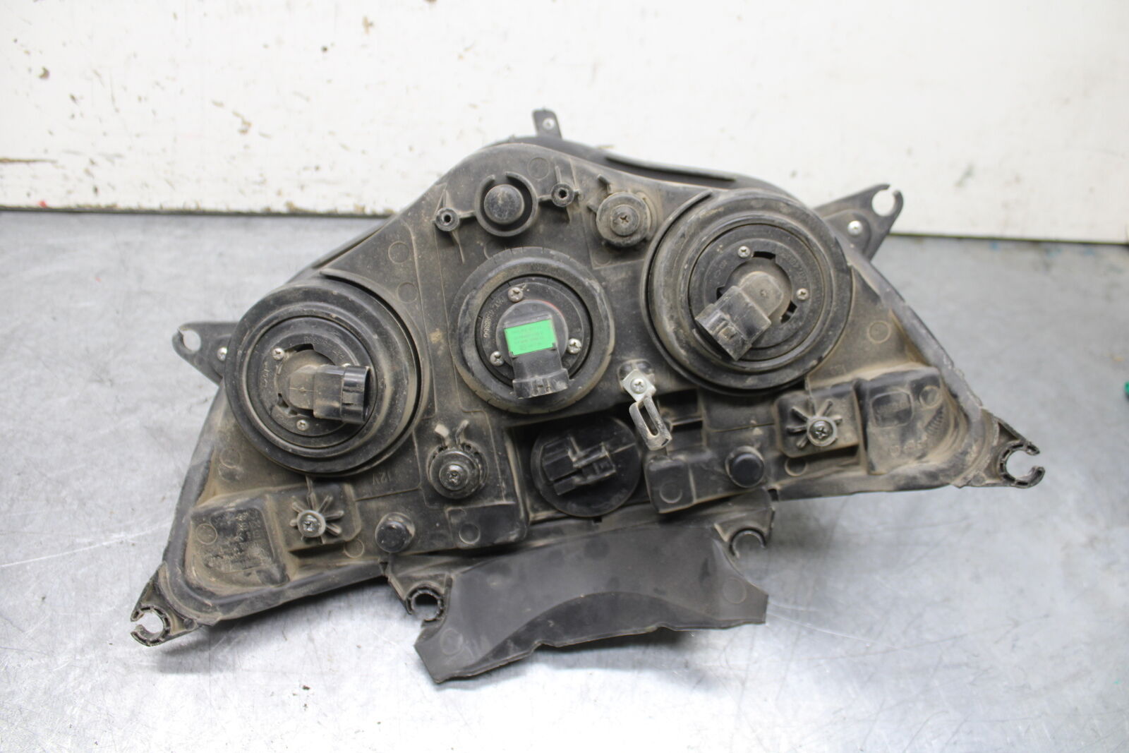 08-10 SUZUKI GSXR 600 FRONT HEADLIGHT HEAD LIGHT LAMP  BB721