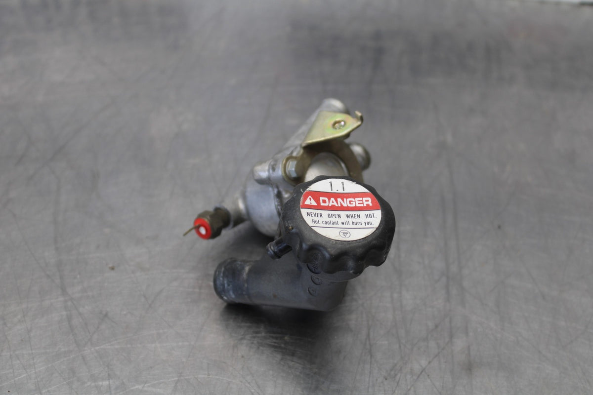03 HONDA SHADOW SPIRIT 750 VT750DC THERMOSTAT W HOUSING ASSEMBLY BB907