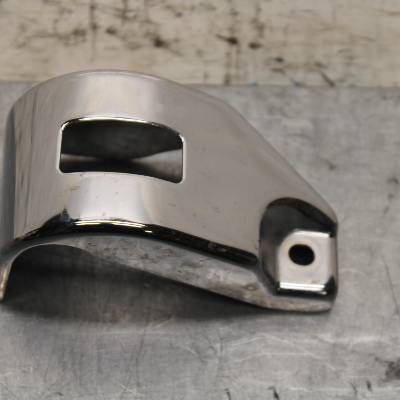 2005 Kawasaki Vulcan 1600 VN1600D Nomad REAR BACK BRAKE RESERVOIR COVER  BB556