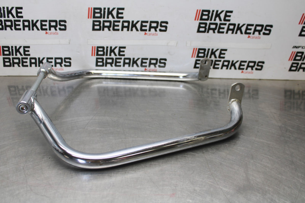 05-09 SUZUKI BOULEVARD C90 FRONT CRASH BAR SET PAIR BB918