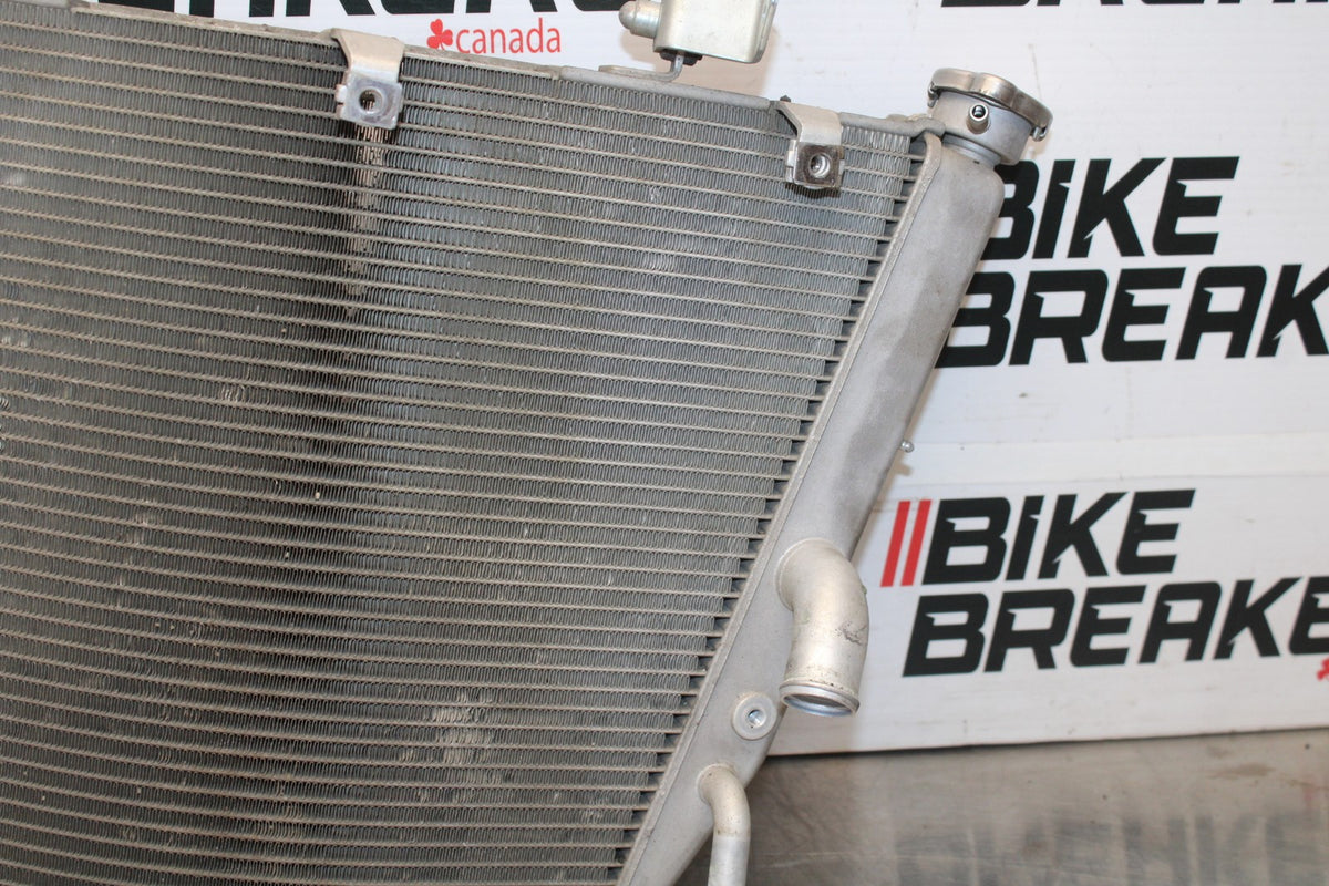 11-26 SUZUKI GSXR750 ENGINE RADIATOR MOTOR COOLER COOLING RADIATER BB900