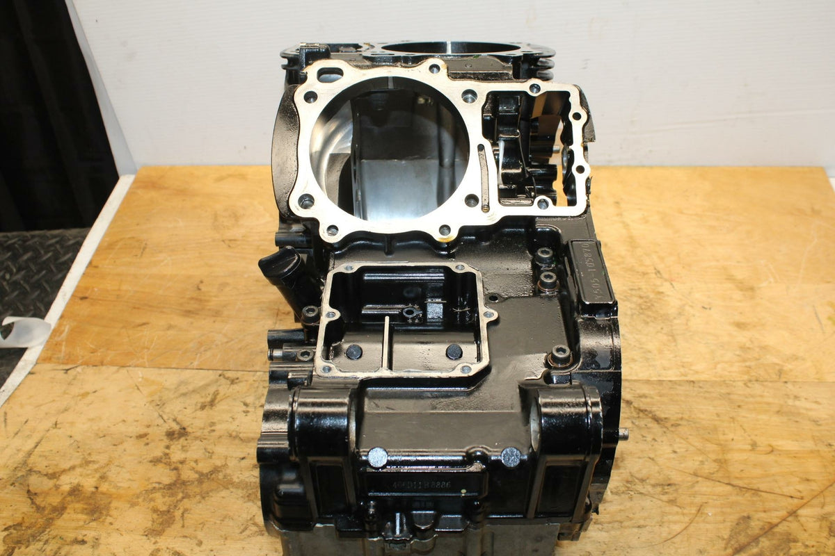 09-10 SUZUKI BOULEVARD M109R ENGINE MOTOR CASE CASES BB318