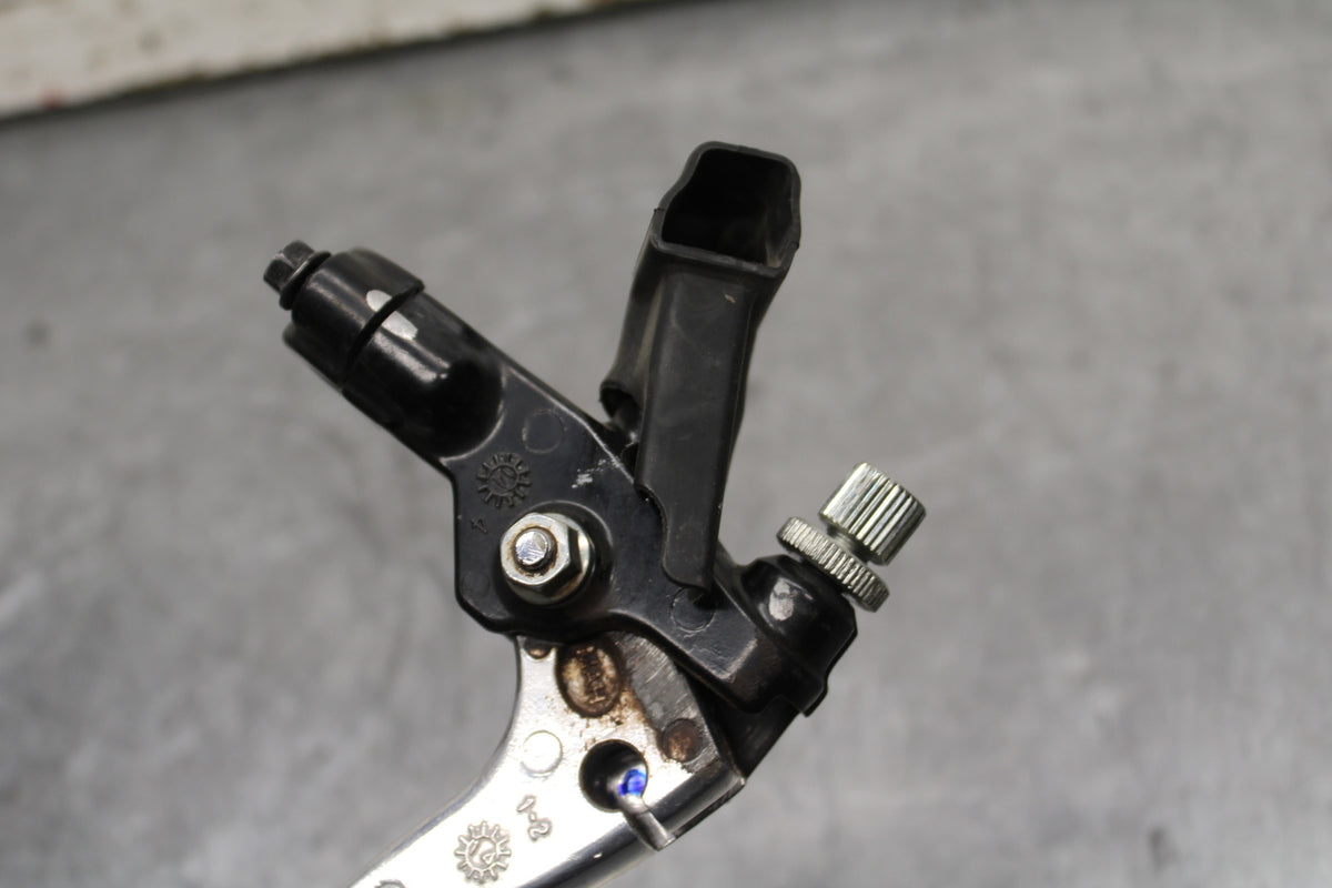 15-16 HONDA CB300F CLUTCH PERCH MOUNT WITH LEVER  BB740