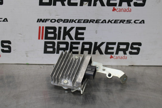 24-25 KAWASAKI ELIMINATOR 450 RECTIFIER VOLTAGE REGULATOR BB869