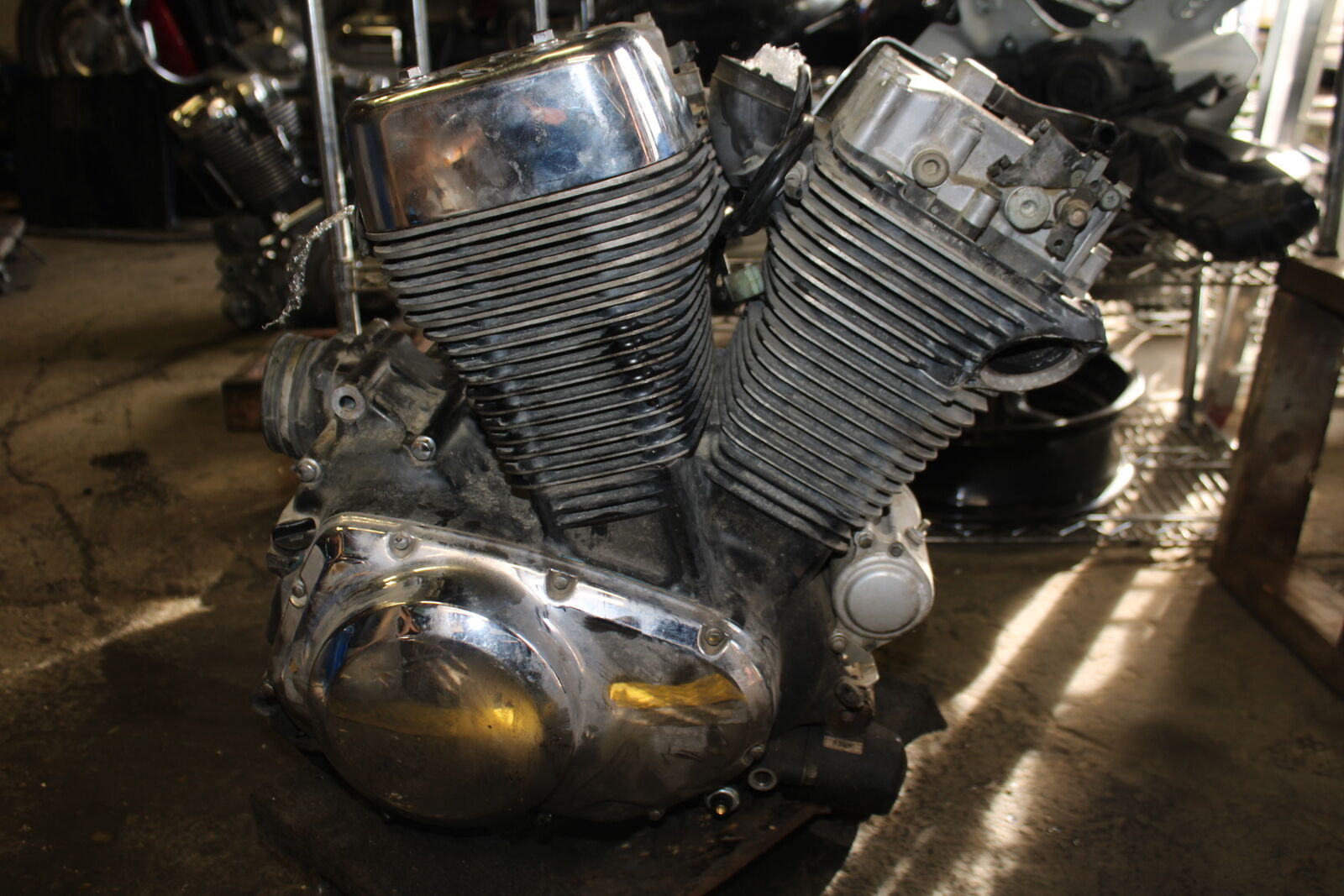 87-03 SUZUKI INTRUDER 1400 VS1400GLP ENGINE MOTOR BB702